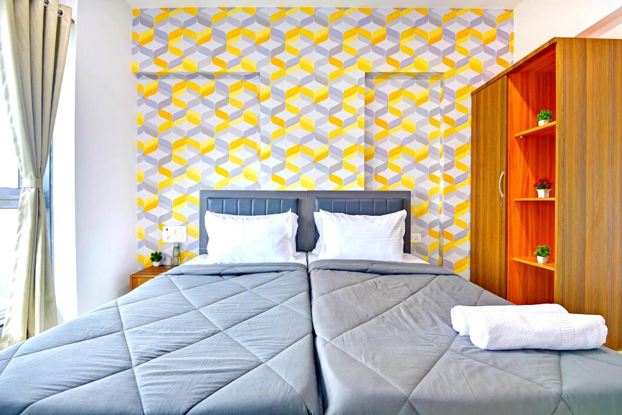 Hsquare Luxury Apartments Goregaon 뭄바이 외부 사진